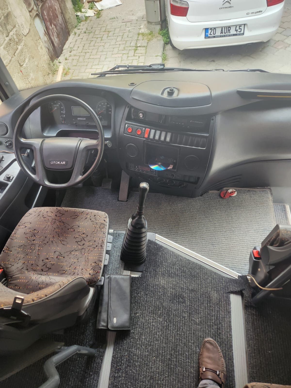 ad0eb7e5-58f0-446b-b345-b30582761887